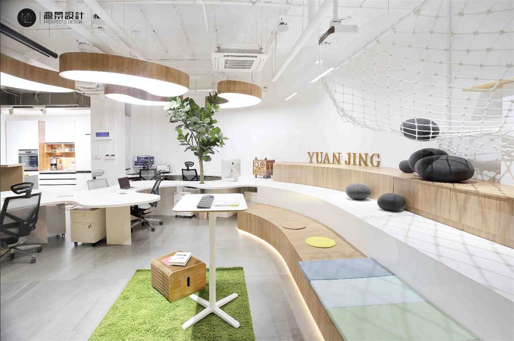 深圳市南山北歐風設(shè)計公司裝修辦公區(qū)