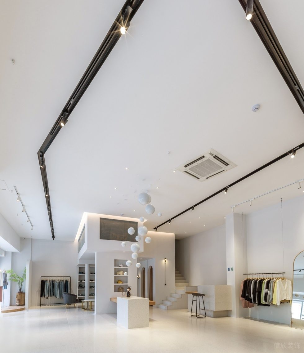 深圳市龍崗區橫崗現代風女裝店pin Xi「暗香 女裝」裝修設計白色平頂